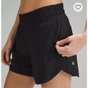 Lululemon Track That Mid-Rise Lined Short 5”